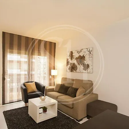 Apartament Stylish In *